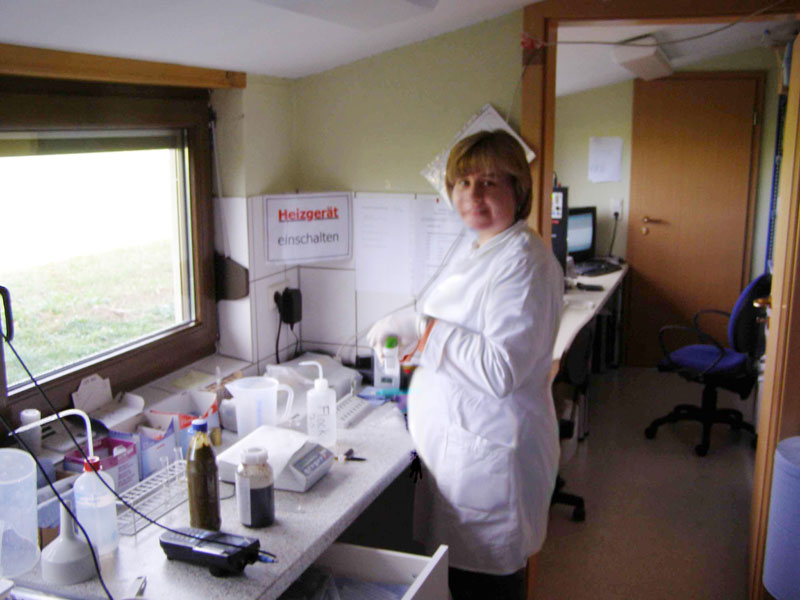 tl_files/rohn/img/Rohn_Biogassystem/Laborservice.jpg tl_files/rohn/img/Rohn_Biogassystem/Laborservice.jpg